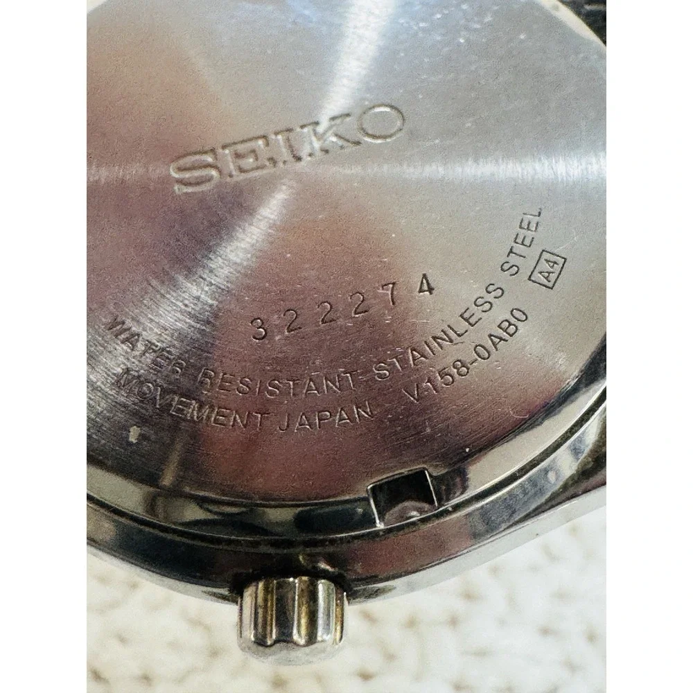 Seiko V158-0AB0 Solar Two Tone Day Date Watch Untested